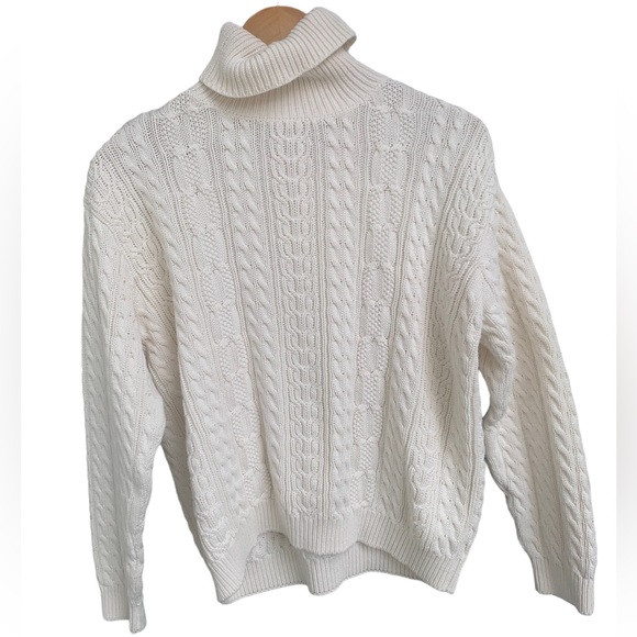 Lord & Taylor Sweaters - Lord & Taylor Ivory 100% Cotton Fisherman Knit Sweater Sz M